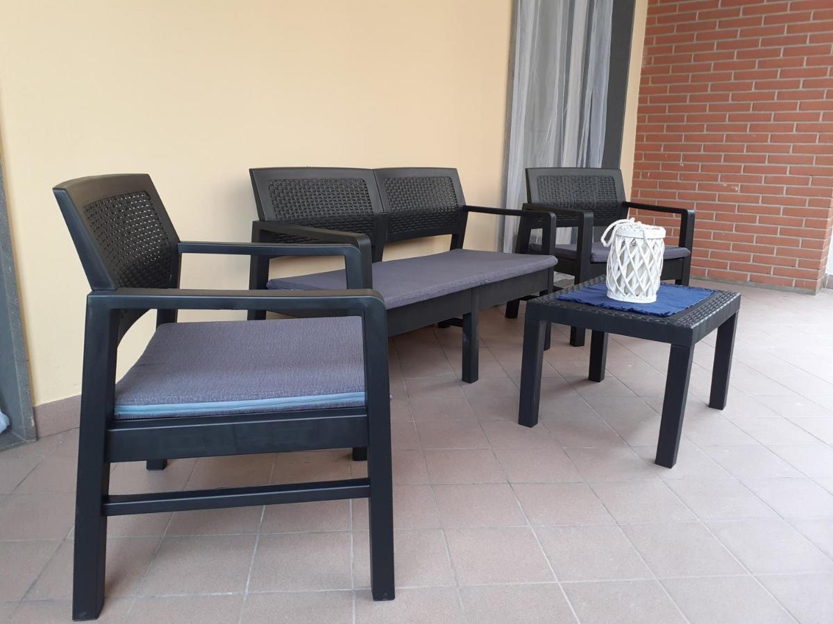 Olimpia Apartment City Center 萨莱诺 外观 照片