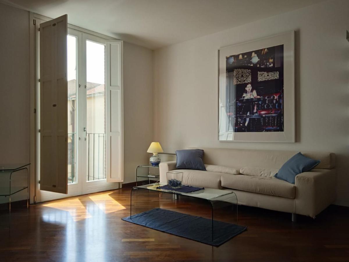 Olimpia Apartment City Center 萨莱诺 外观 照片