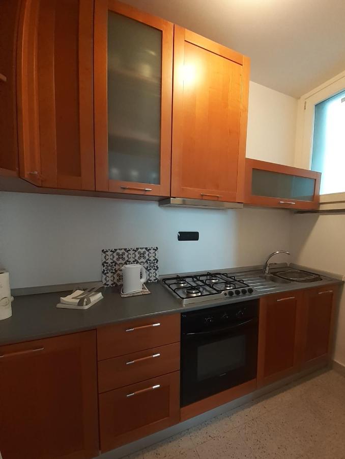 Olimpia Apartment City Center 萨莱诺 外观 照片